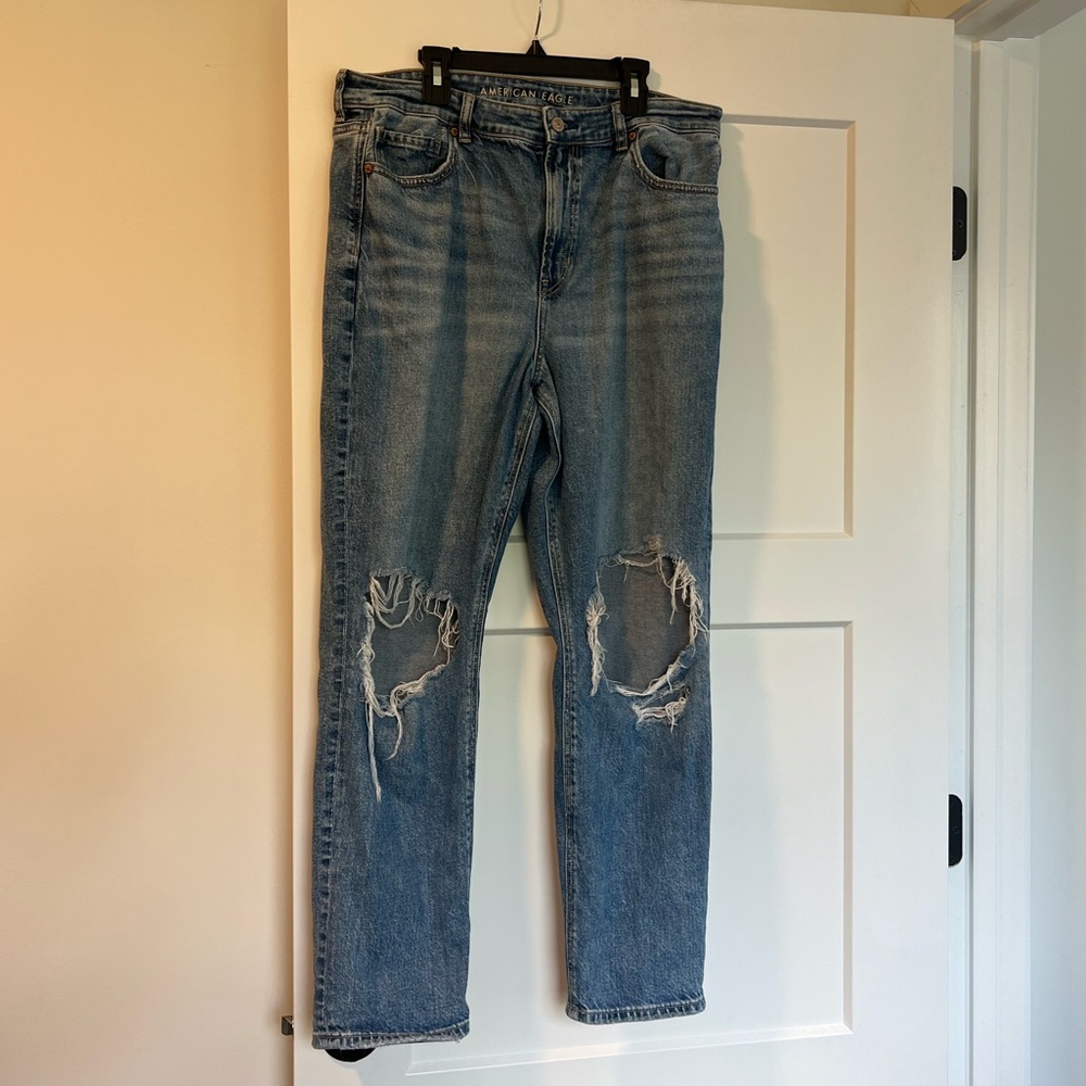 American Eagle Outfitters Light Blue Ripped Straight Leg Strigid Jeans